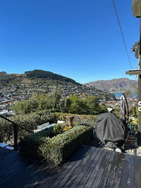 Paton Place Harbour Hillviews *